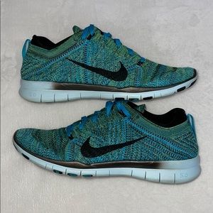 Women’s Nike Free TR Flyknit
